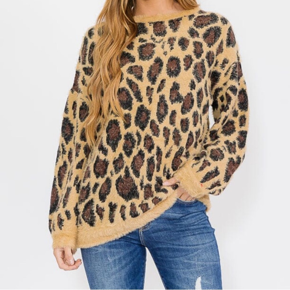 WOMEN'S LONG SLEEVE ANIMAL PRINT PULLOVER SWEATER